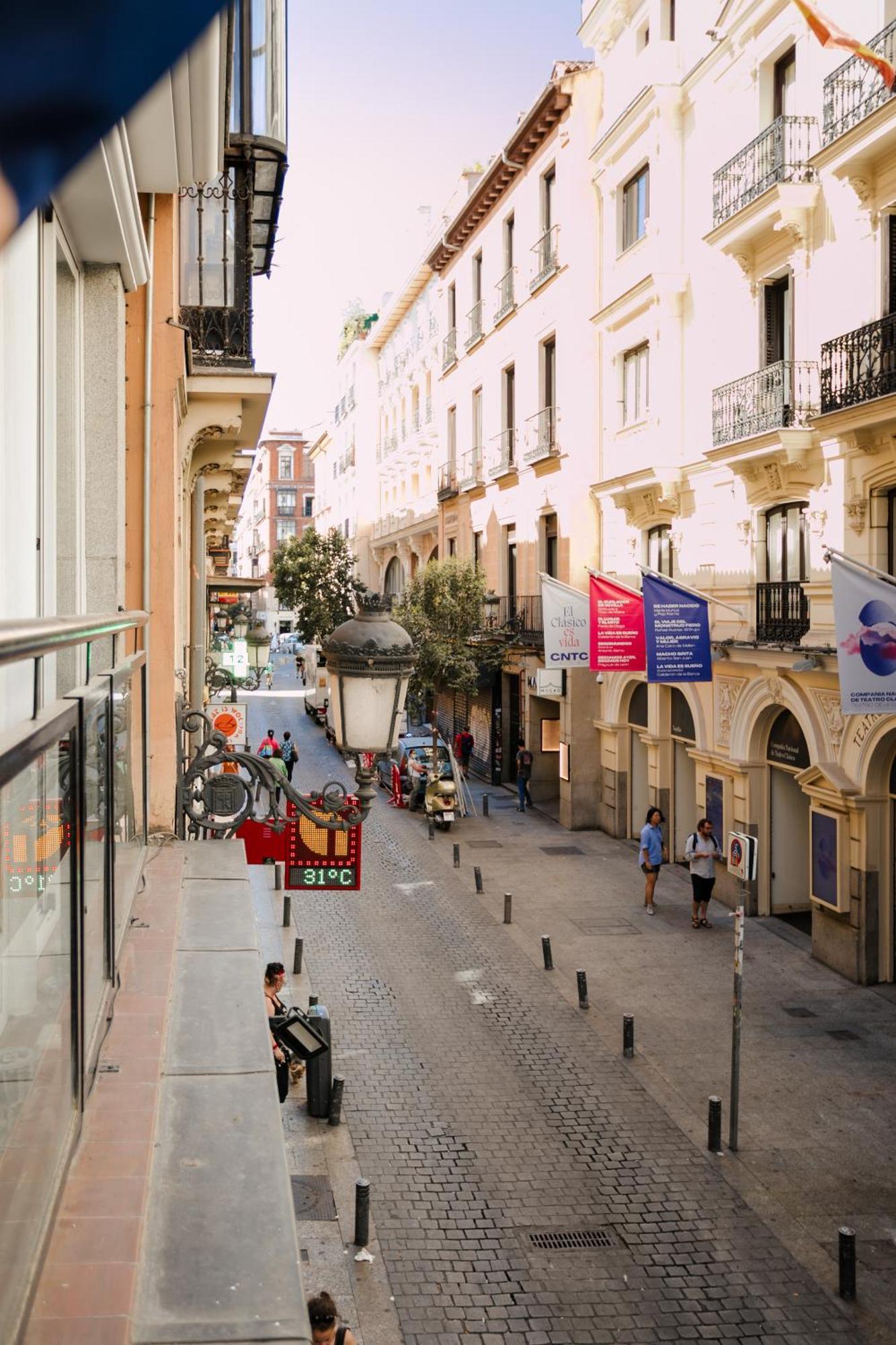 Sonder Santa Ana Apart otel Madrid Dış mekan fotoğraf